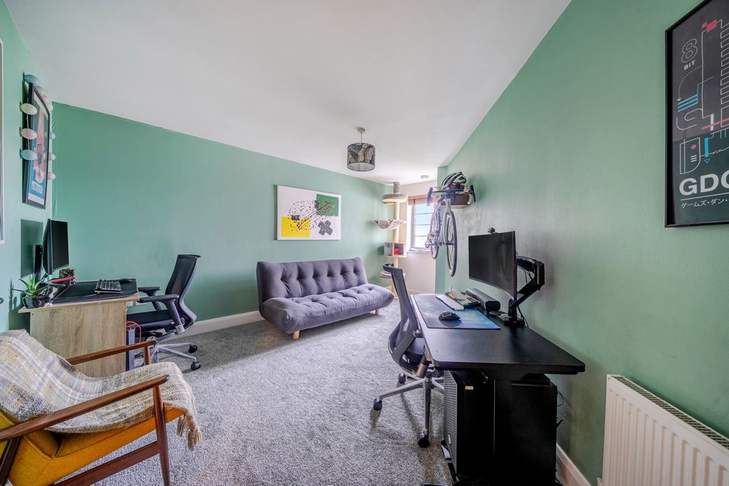 Property photo 3 of 13 Bedroom