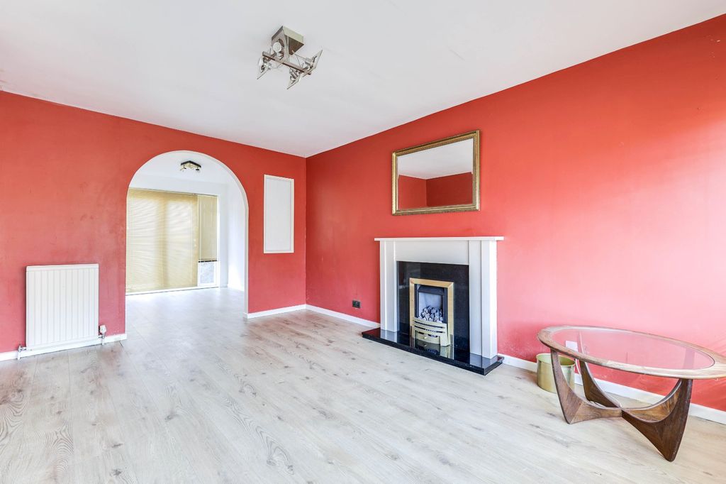 Property photo 2 of 11 Picture No. 02