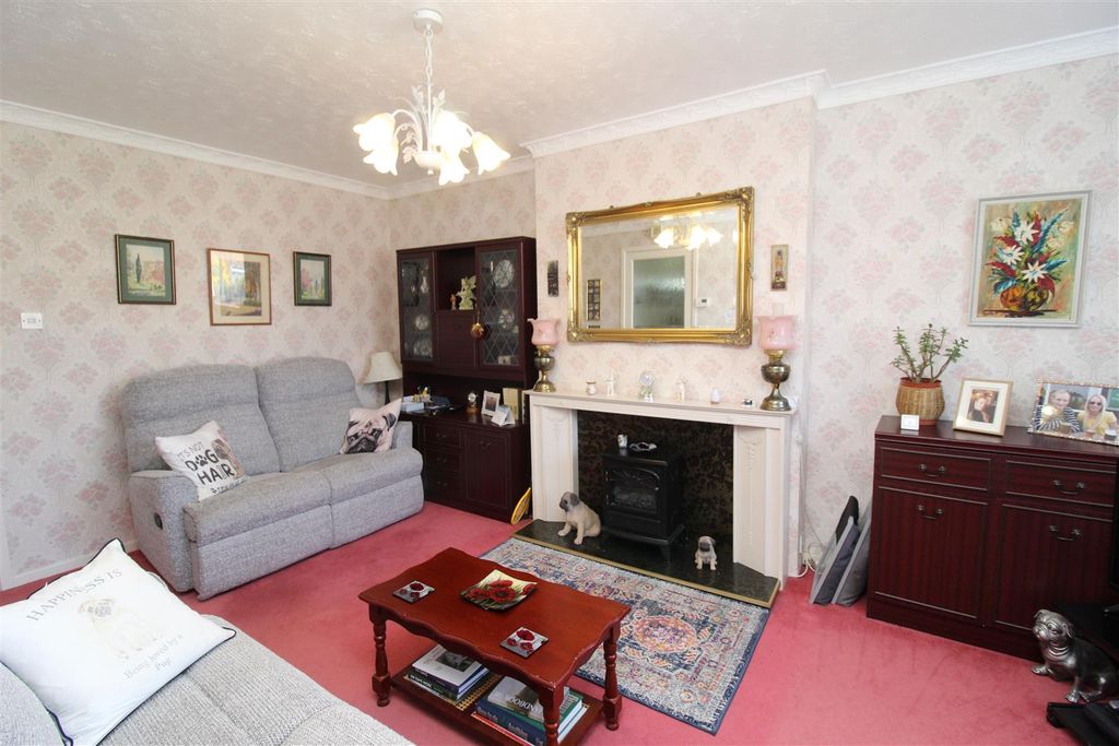 Property photo 2 of 14 Img_2156.Jpg