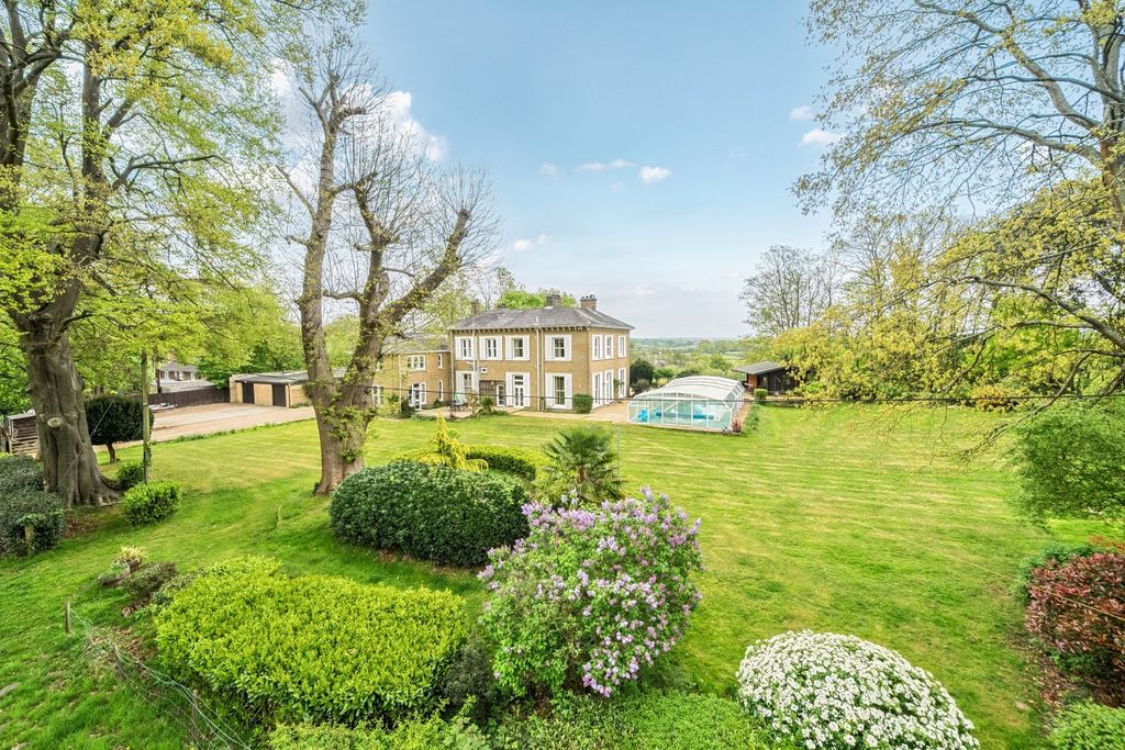 Property photo 1 of 23 Picture No. 98