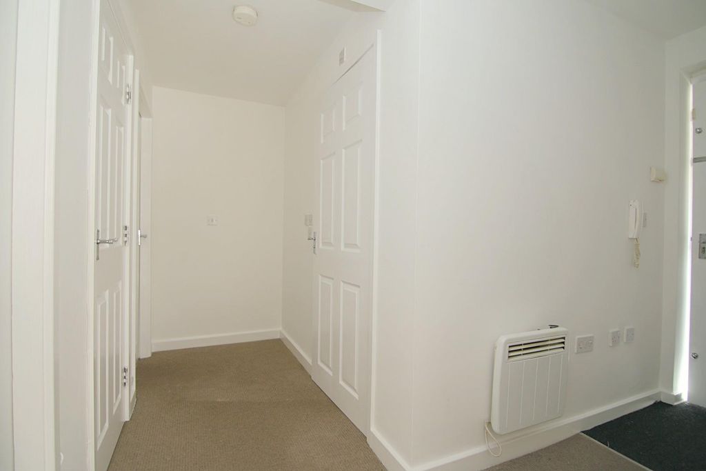 Additional image 7 of 2 bed flat for saleBroadlands Gardens, Pudsey LS28