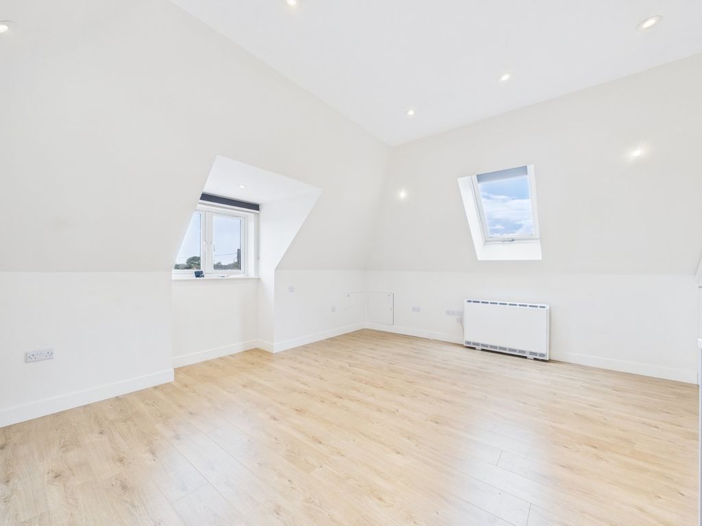 Property photo 2 of 11 Picture No. 06
