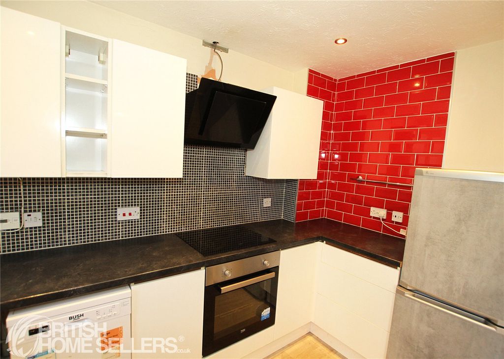 Property photo 2 of 16 Picture No. 09