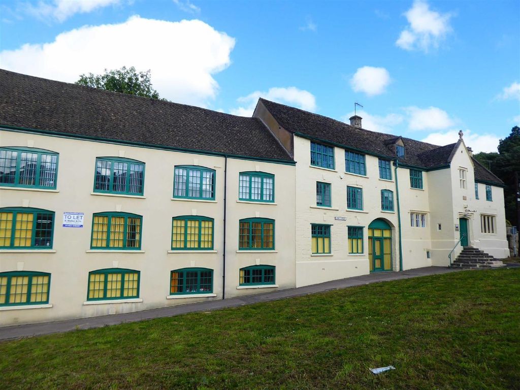 Property photo 1 of 11 Whw2Exbparizr23_Xaa9Ieweyme.Jpg