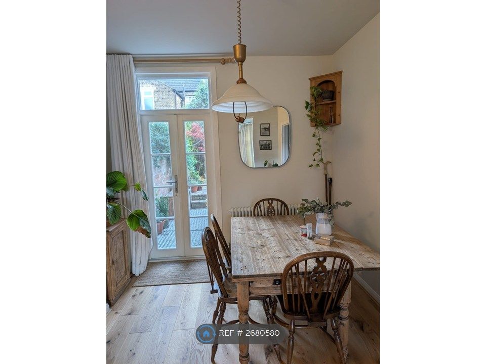 Property photo 2 of 13 Dining Room