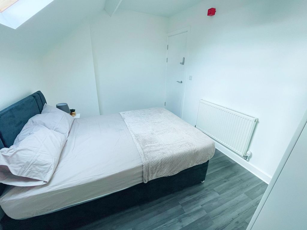 Property photo 3 of 3