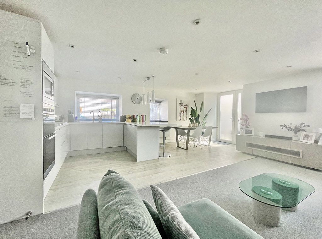 Property photo 2 of 13 Photo 2