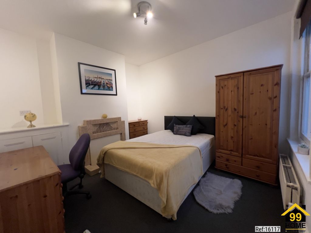 Property photo 2 of 13 Photo 1