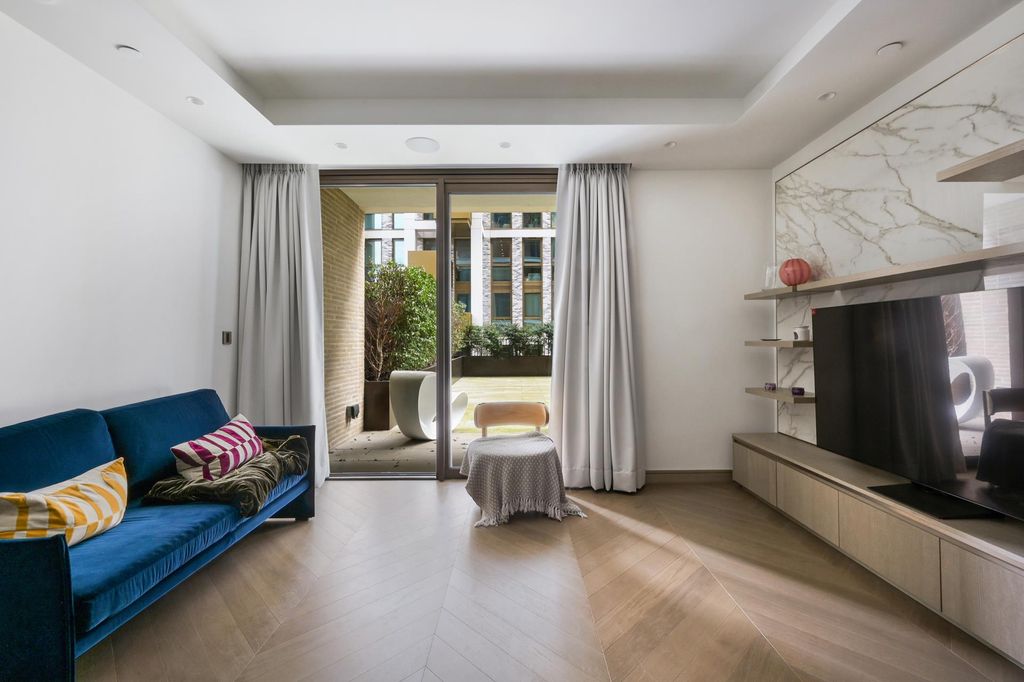 Property photo 2 of 6