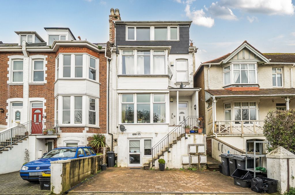 Property photo 3 of 19 1422186-2-69A1Aca...