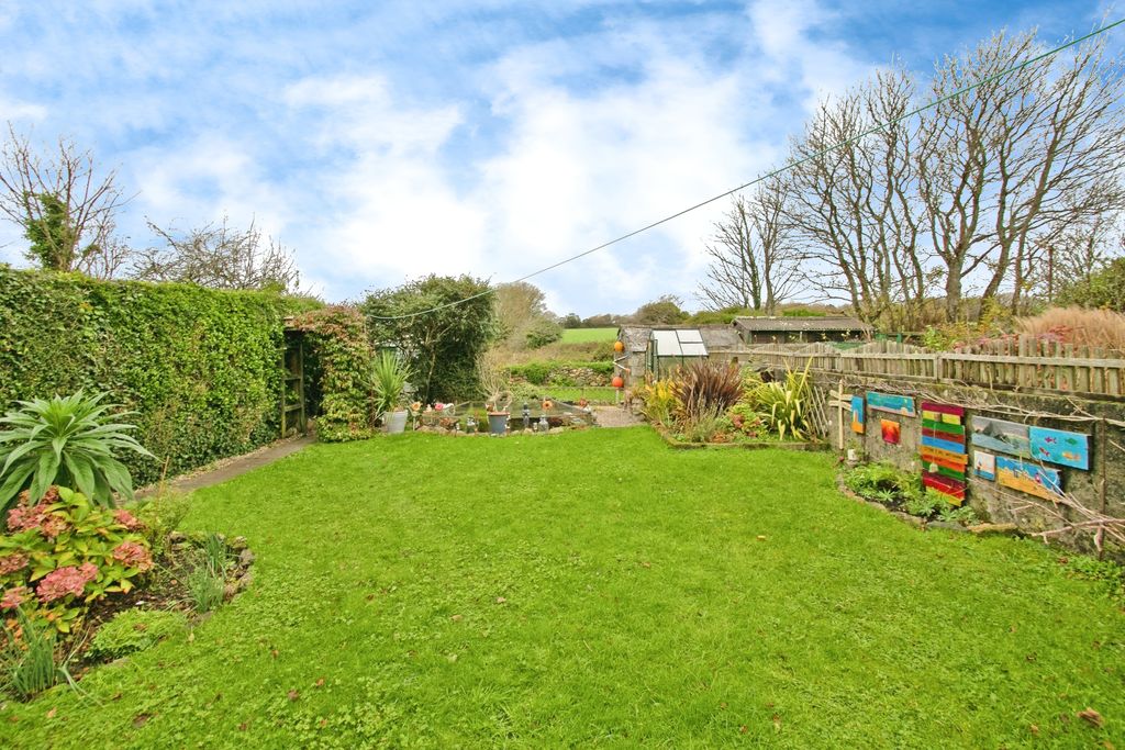 Property photo 2 of 24