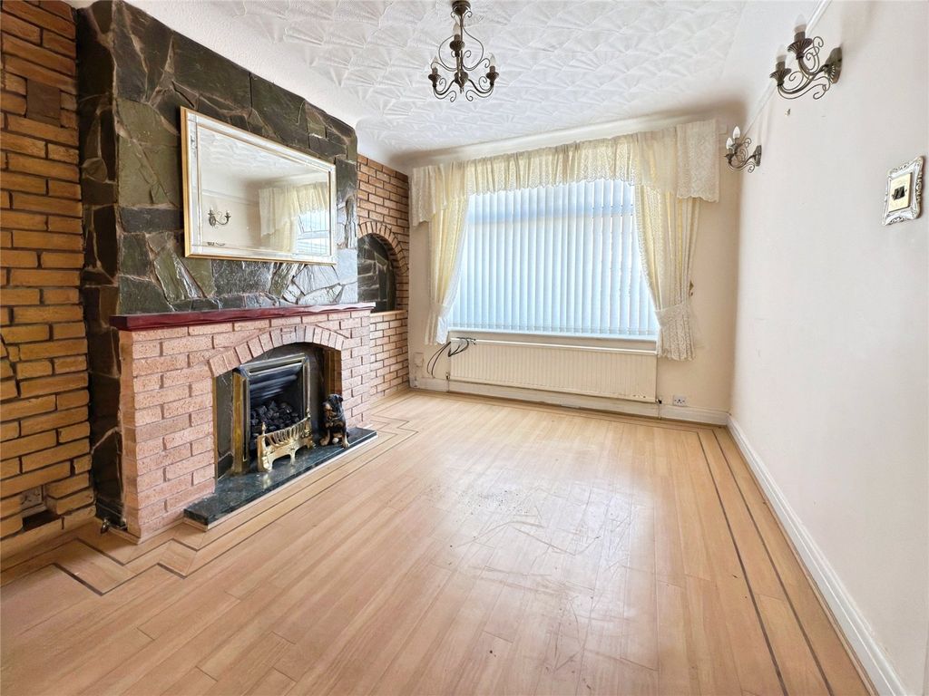 Property photo 2 of 16 Picture No. 01