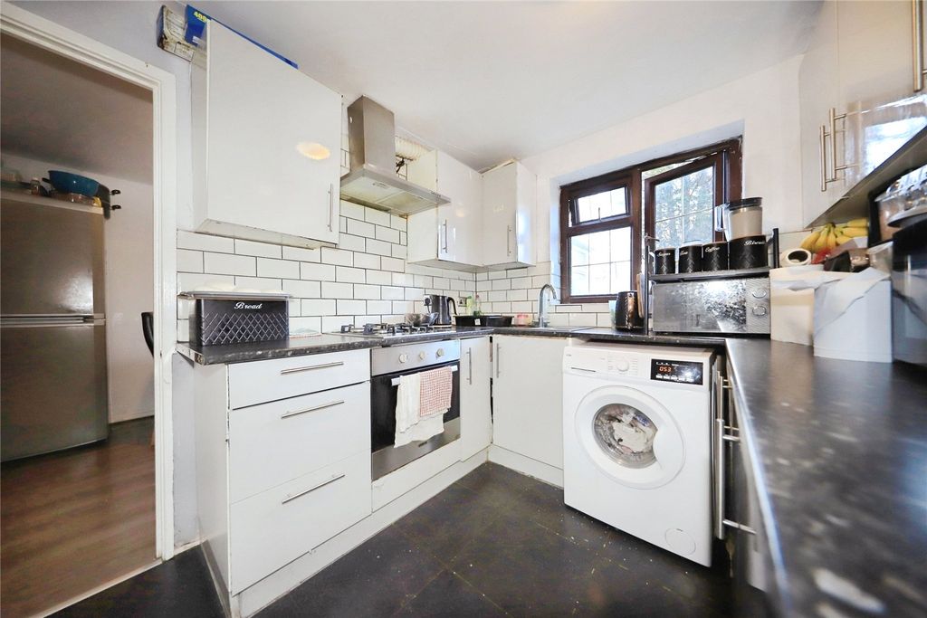 Property photo 3 of 20 Picture No. 09