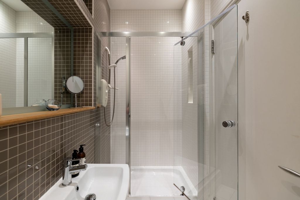 Additional image 24 of 2 bed flat for sale15 Crown Road North, Dowanhill G12