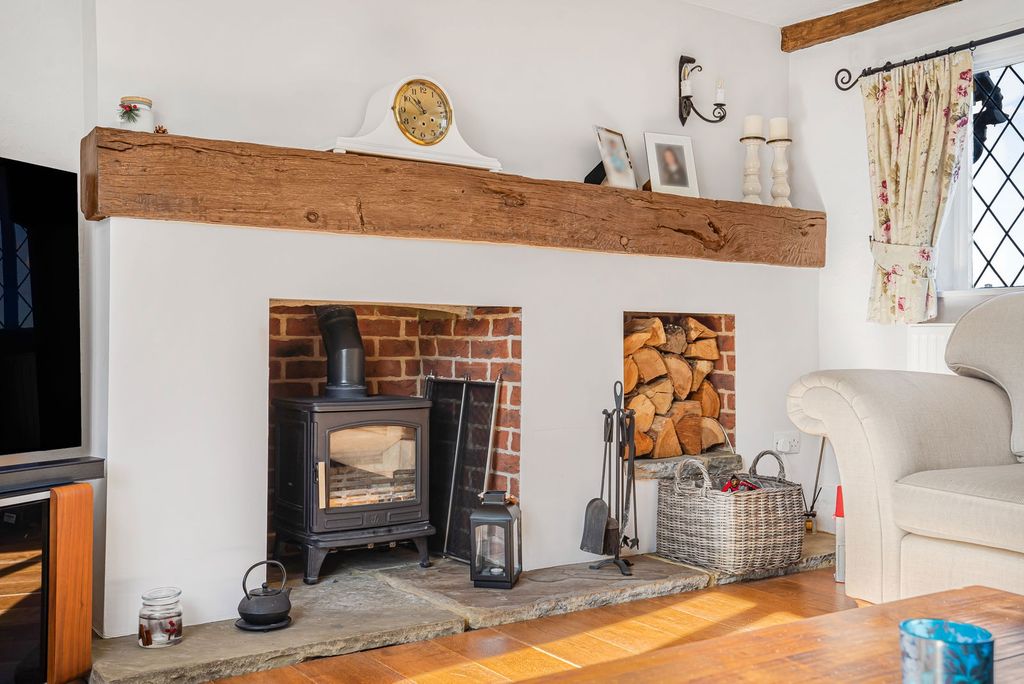 Property photo 3 of 40