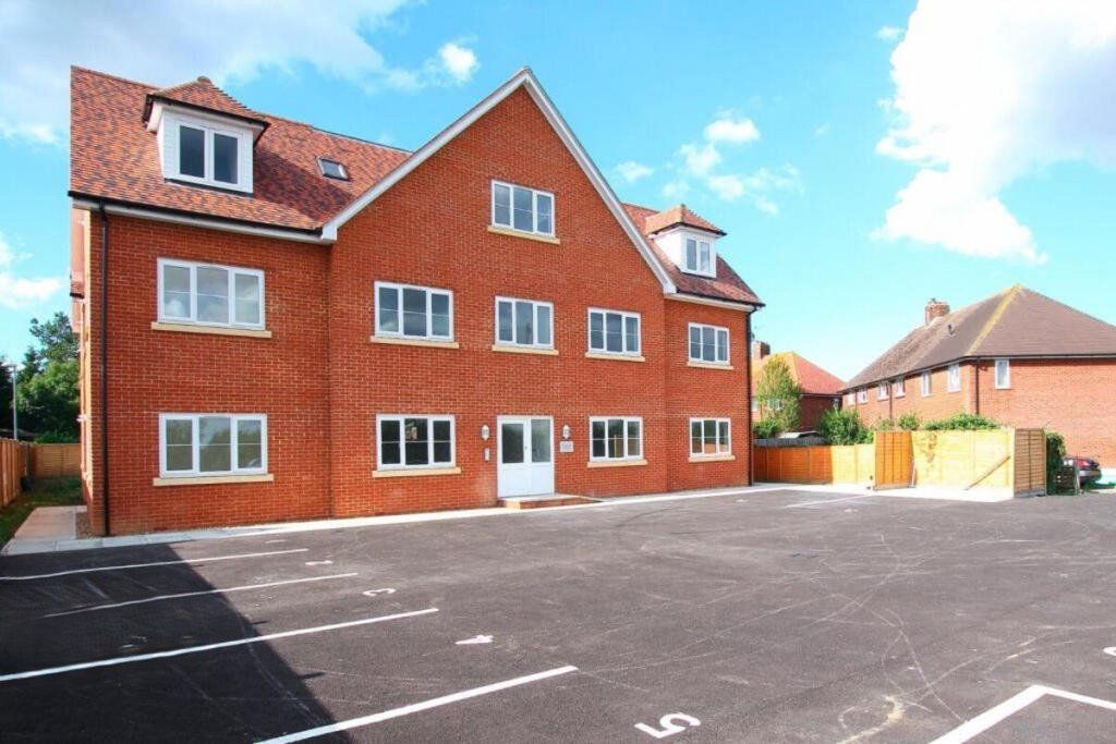 Property photo 1 of 16 Picture 1