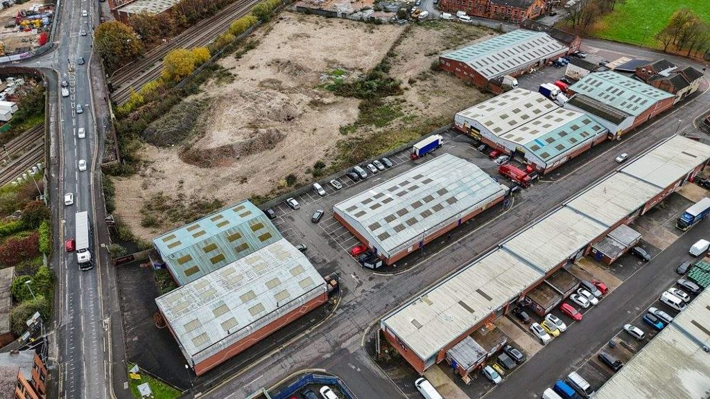 Property photo 2 of 7