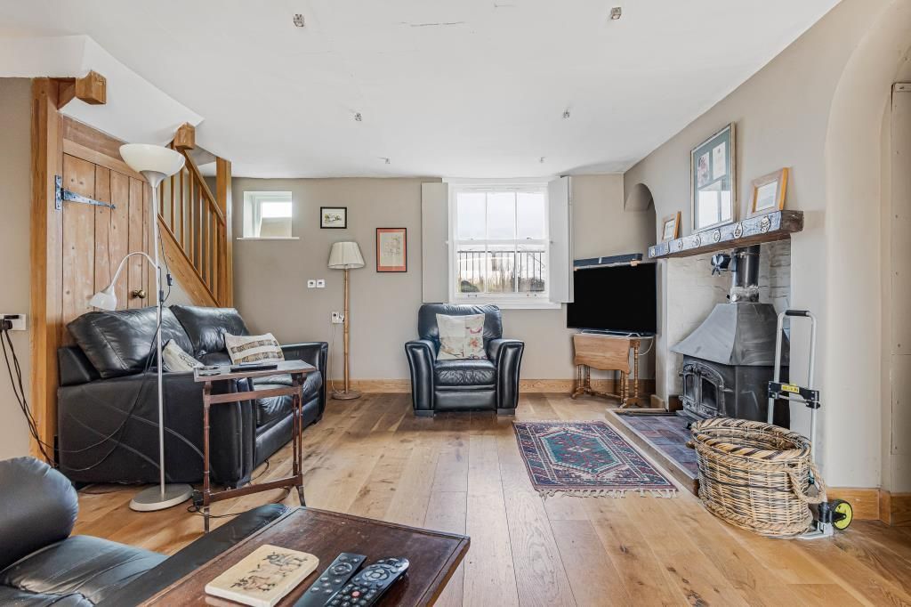 Property photo 2 of 40 25_72127.Jpg