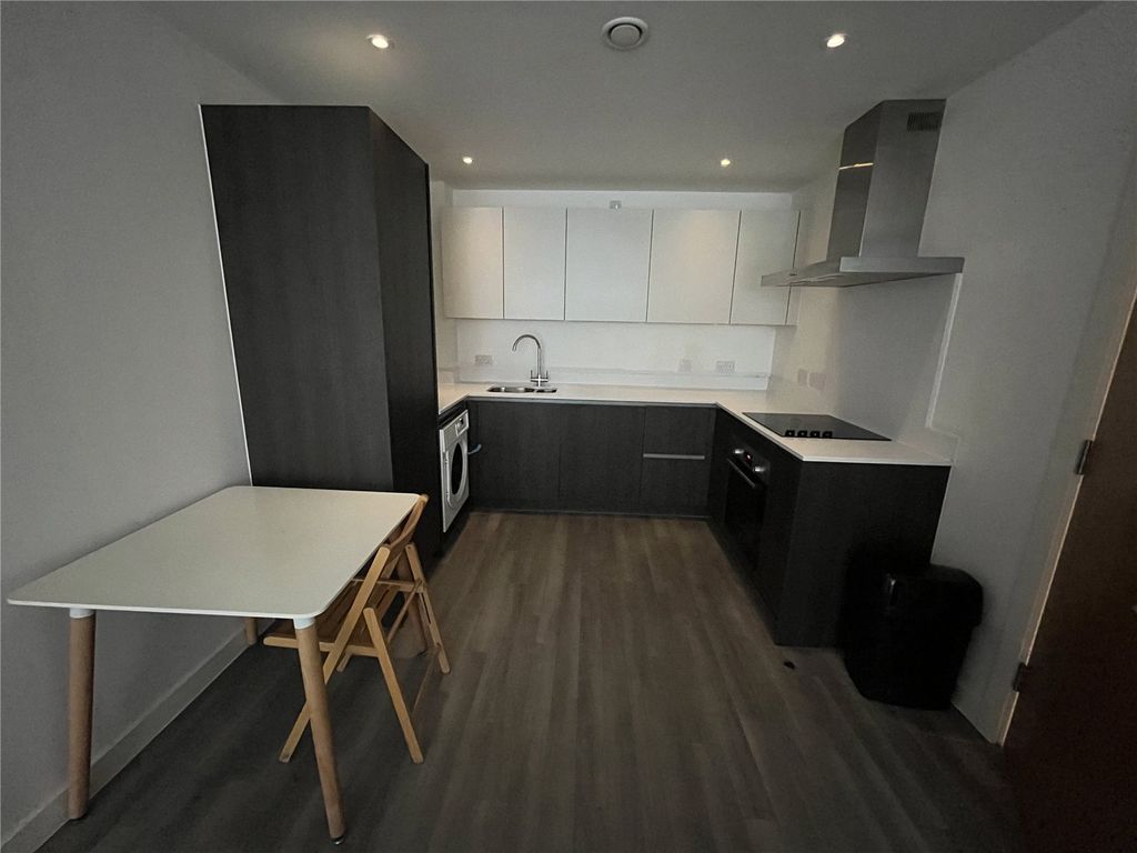 Property photo 3 of 9 Picture 3