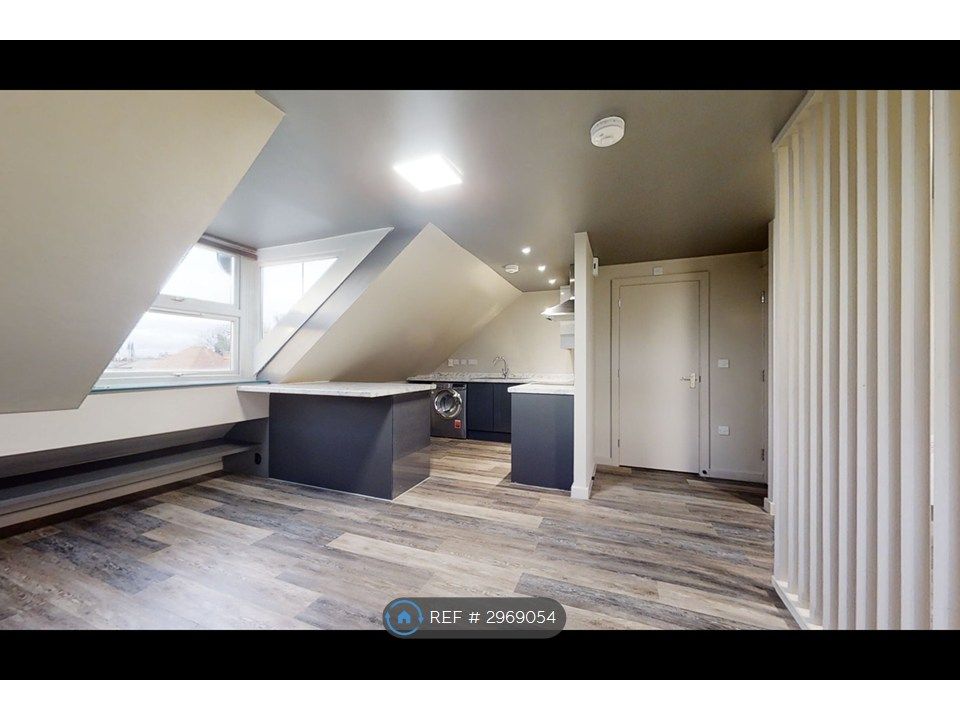 Property photo 1 of 7 Studio Flat c