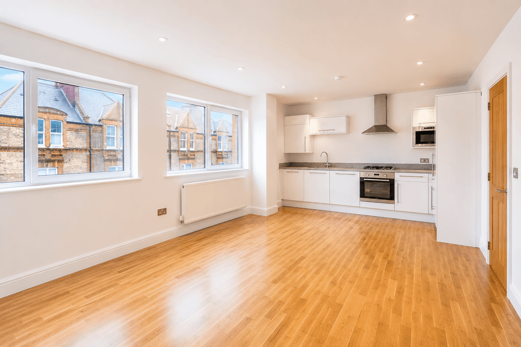 Property photo 1 of 6 2 Bed Flat To Rent Knights Hill, London Se27