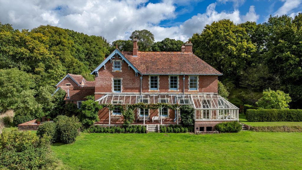 Property photo 1 of 21 Image