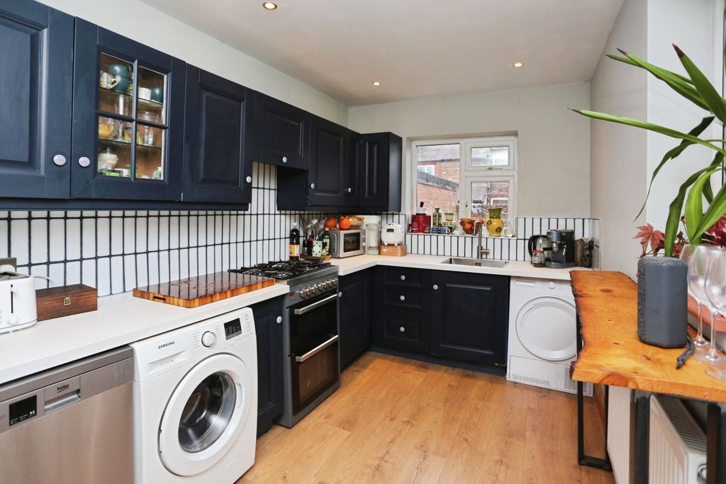 Property photo 2 of 17 Picture No. 05