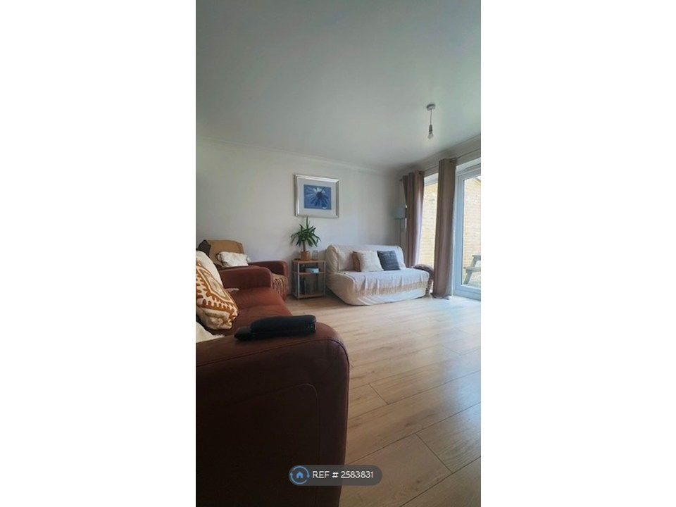 Property photo 3 of 12 Living Room