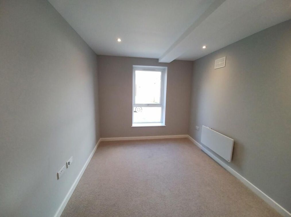 Property photo 3 of 11 2