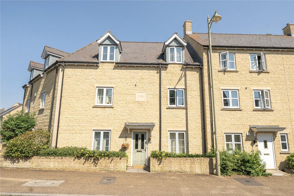 Property photo 1 of 20 External