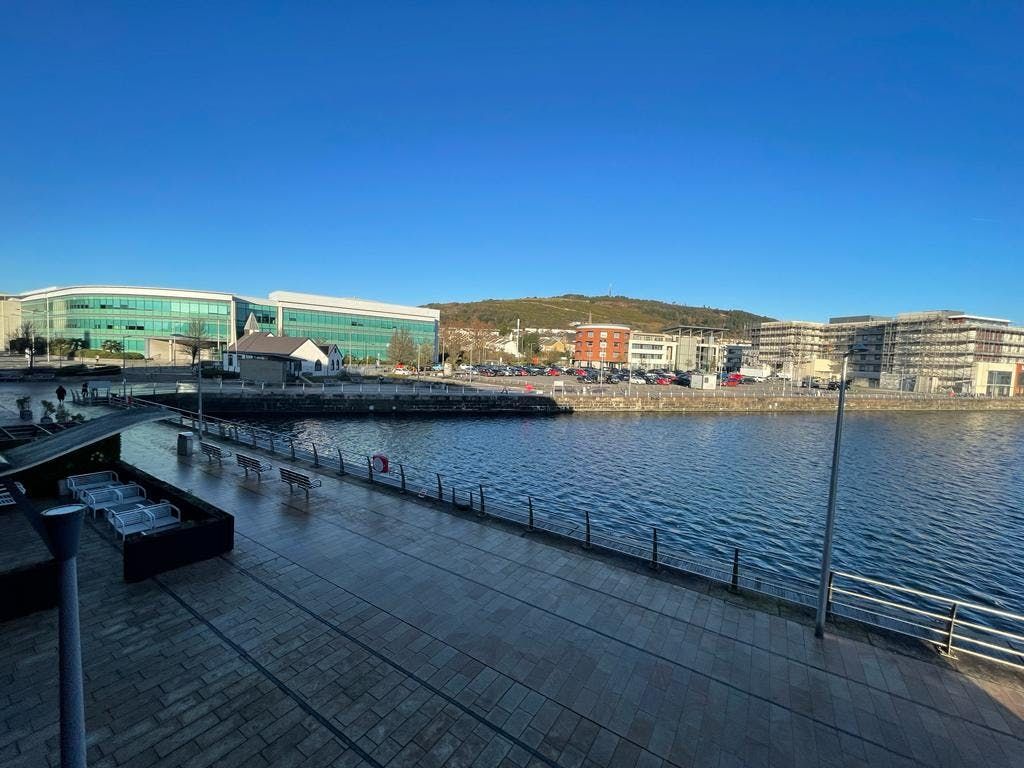 Property photo 3 of 17 Image 2