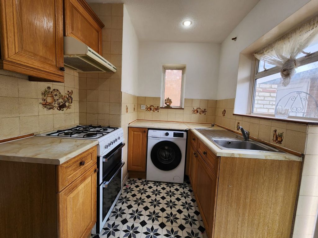 Property photo 2 of 15 Gallery