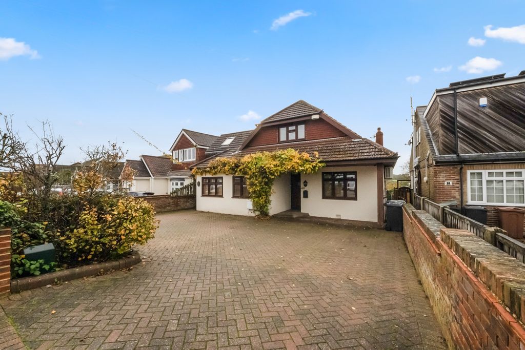 Property photo 1 of 40 4617460