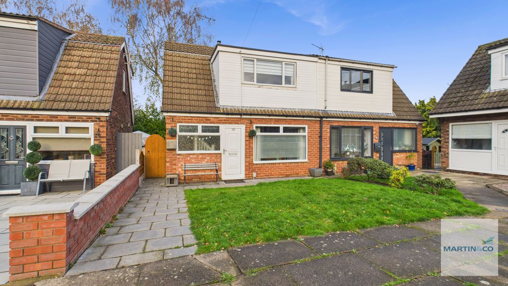 Property photo 1 of 17 Cam03663G0-Pr0214-Still023