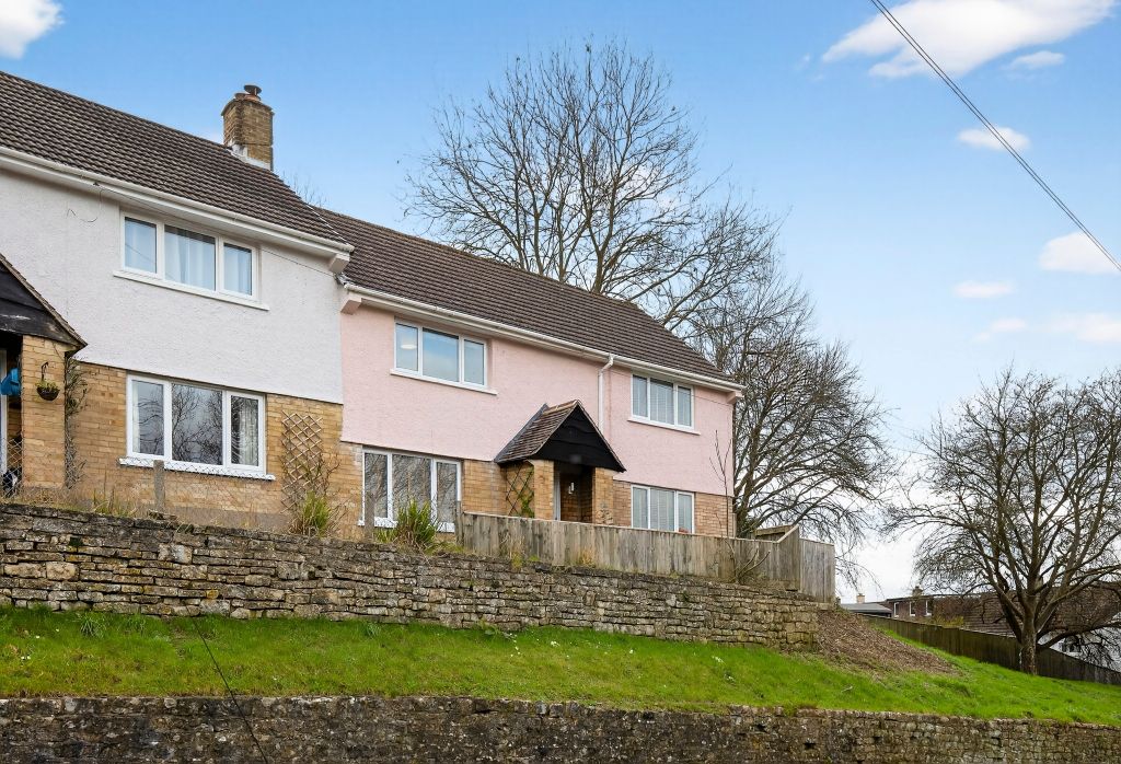 Property photo 1 of 23