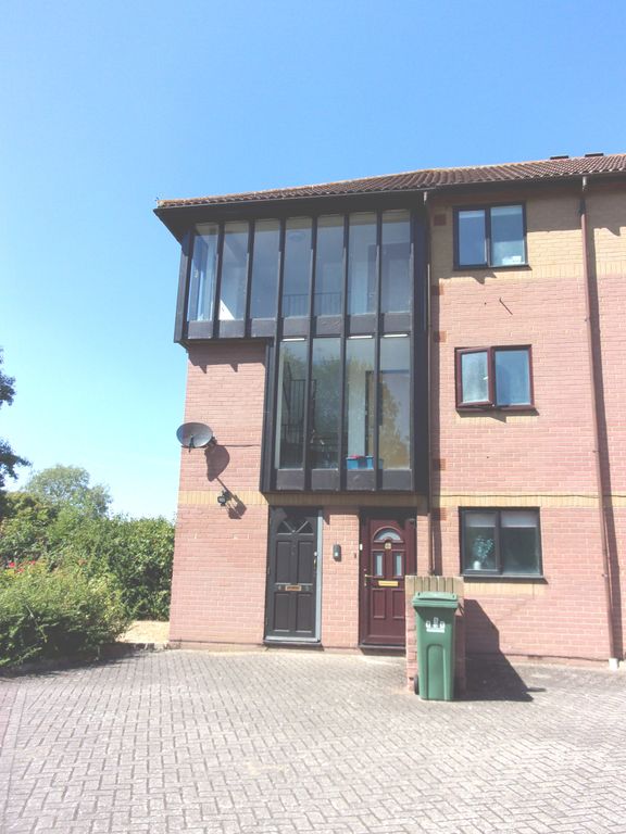 Property photo 2 of 14