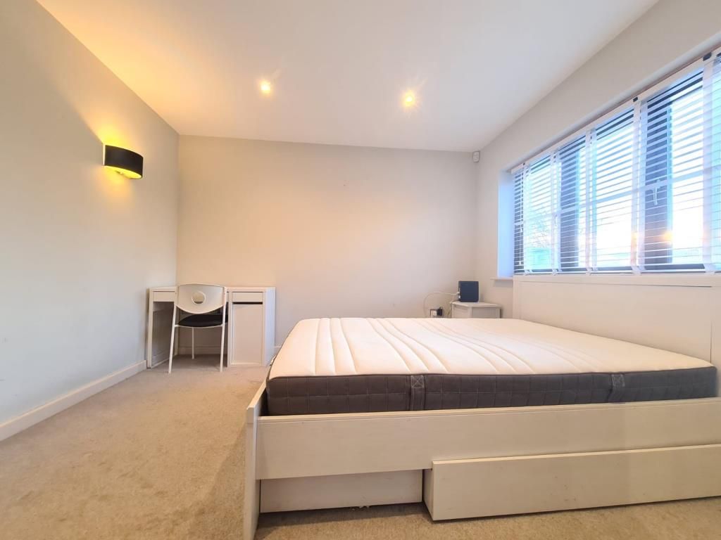 Property photo 3 of 13 Bedroom