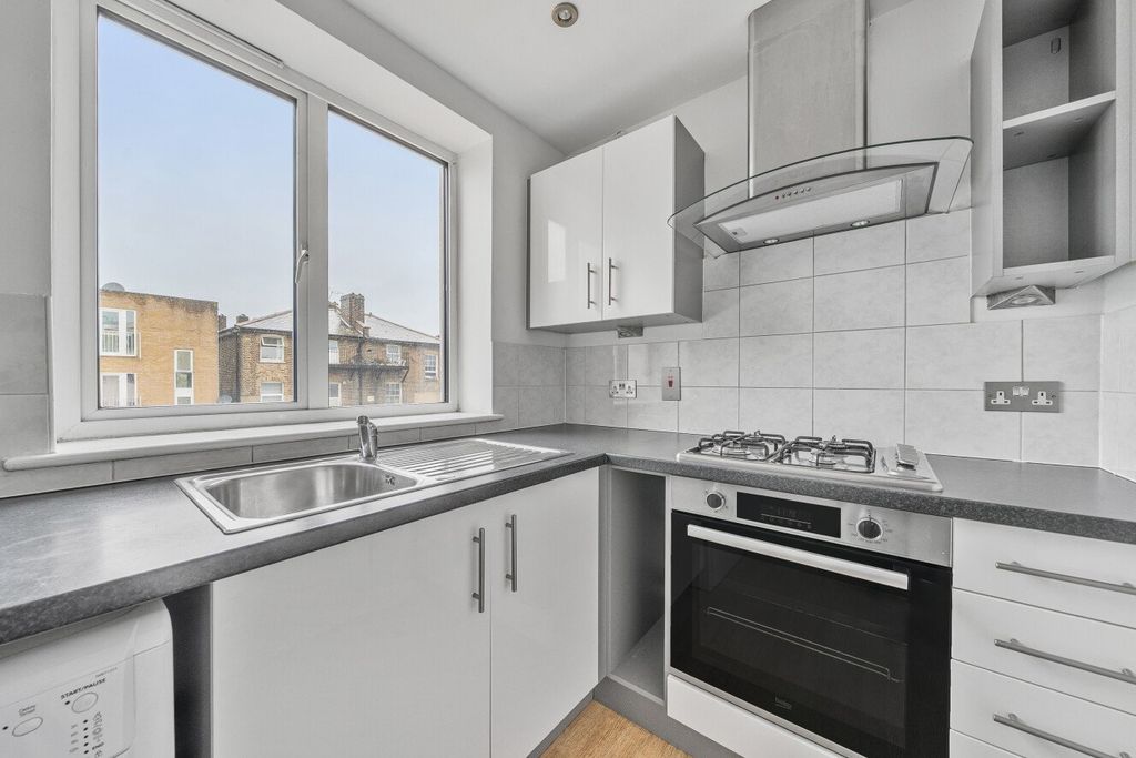 Property photo 3 of 11 Picture No. 07