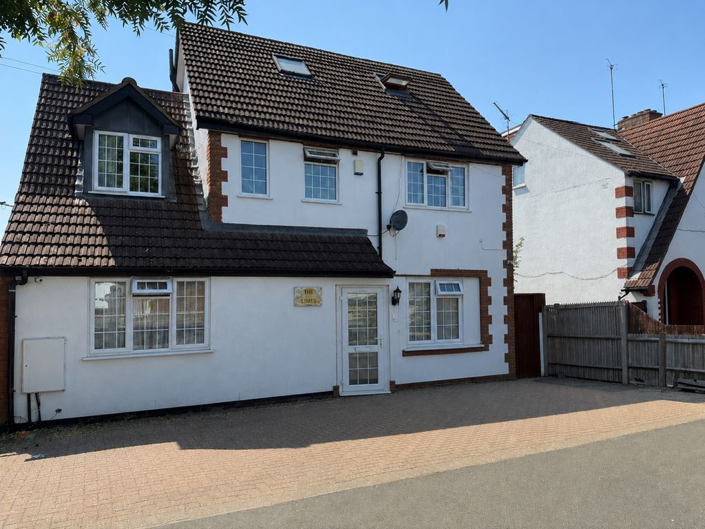 Property photo 1 of 15 17