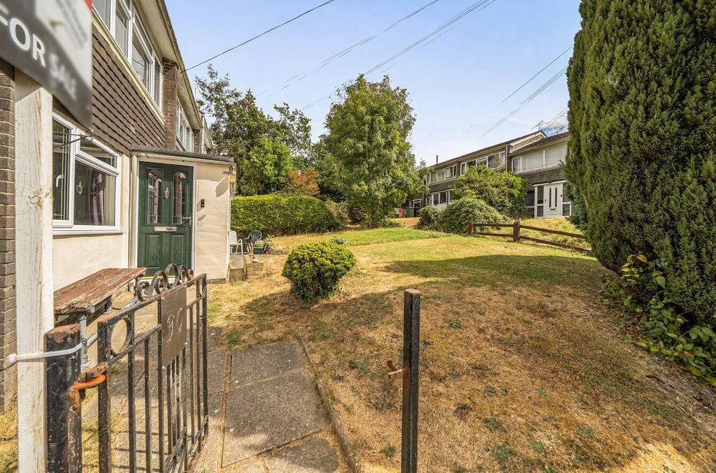 Property photo 3 of 20