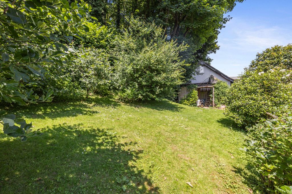 Property photo 3 of 21