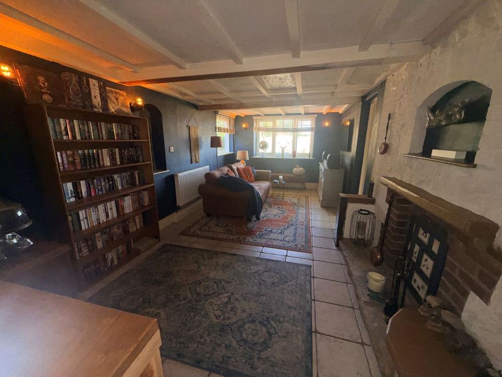 Property photo 3 of 41