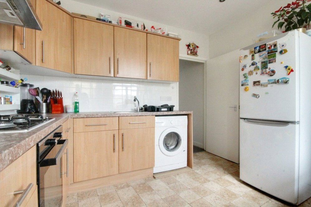 Property photo 3 of 8 Picture No. 02