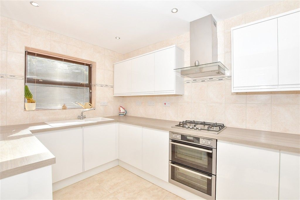 Property photo 1 of 12 Kitchen