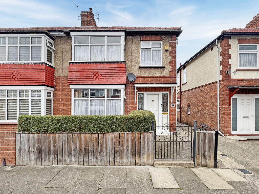 Property photo 1 of 33