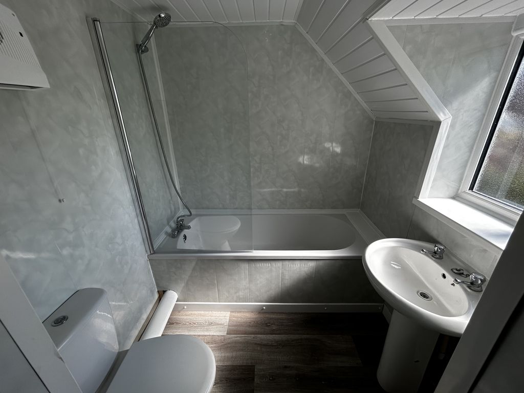 Property photo 3 of 10 Img_3413