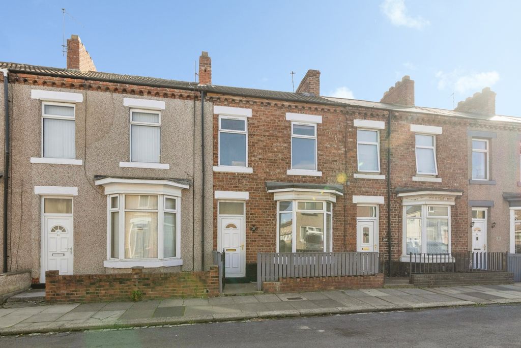 Property photo 1 of 18 Pbox-Img.Jpg