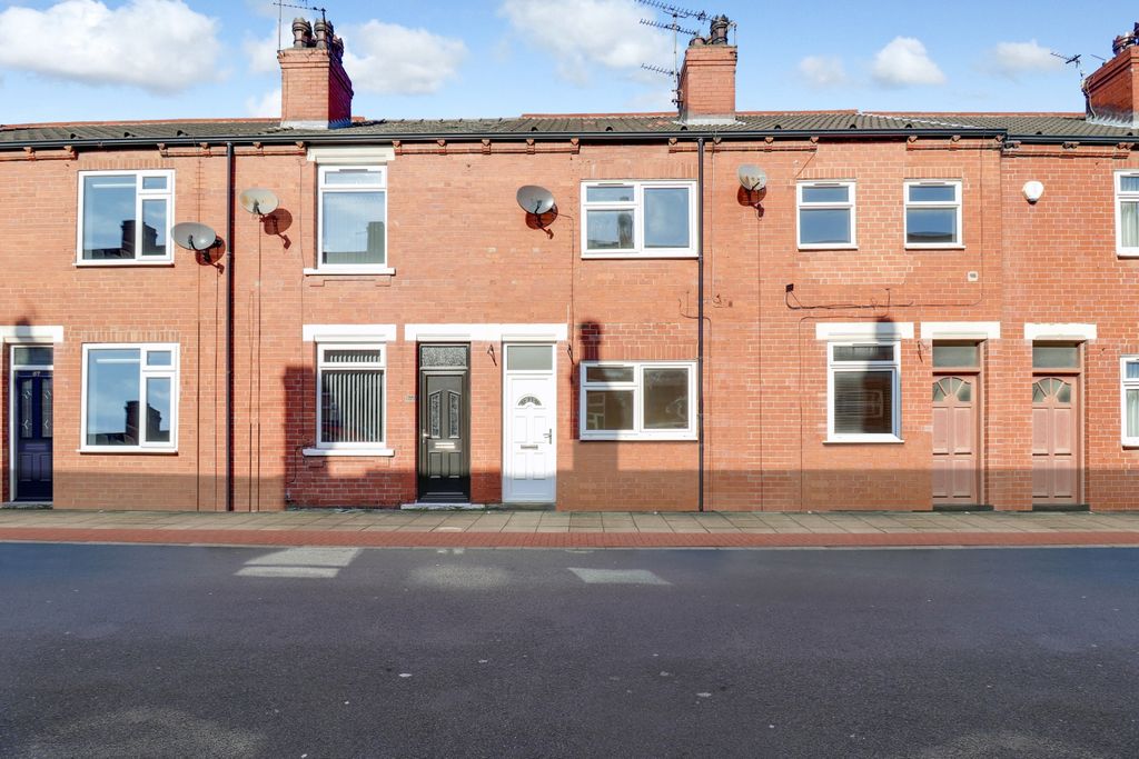 Property photo 1 of 15 1