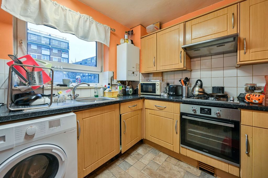 Property photo 3 of 5