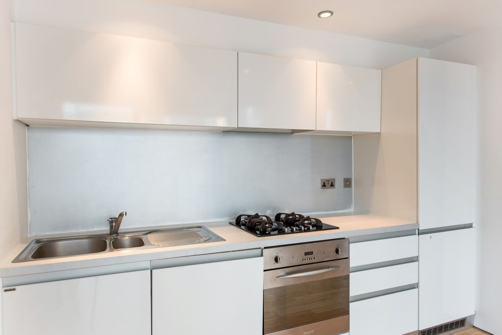 Property photo 3 of 8 Ph4_1038341_Edited